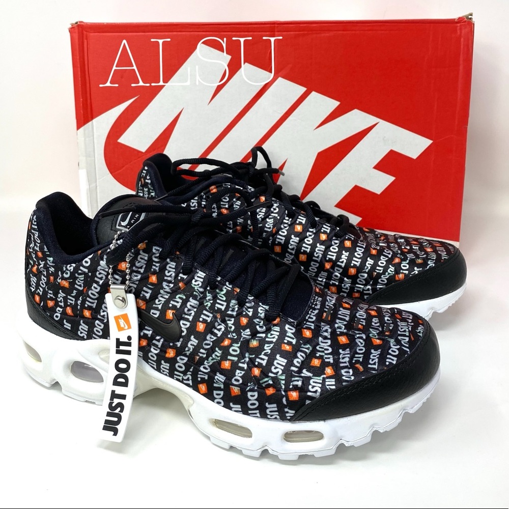 Nike Air Max Plus Black Women’s Sneakers AUTHENTIC - Picture 6 of 12